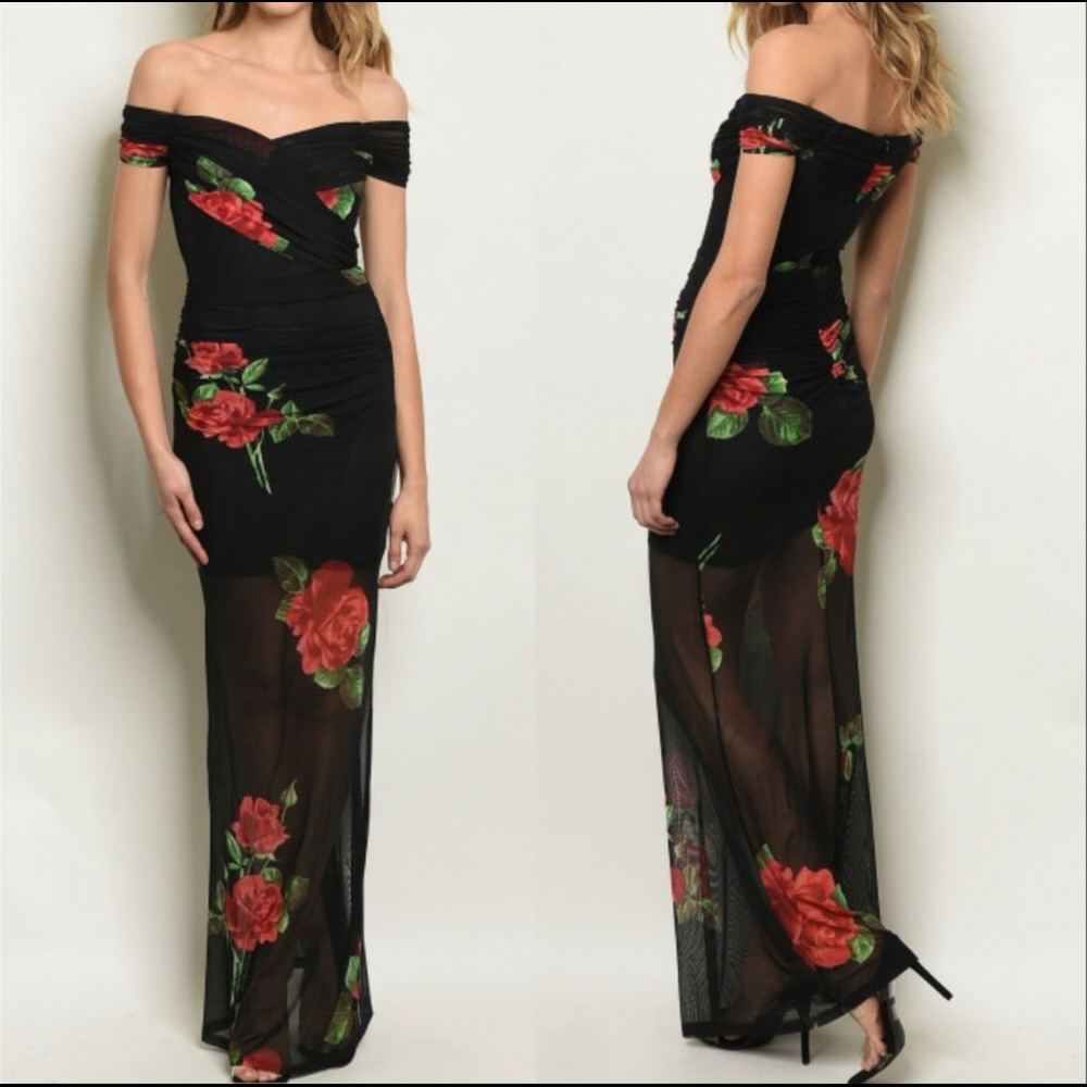 BLACK ROSE BODY FITTED MAXI DRESS NWT SZ SM